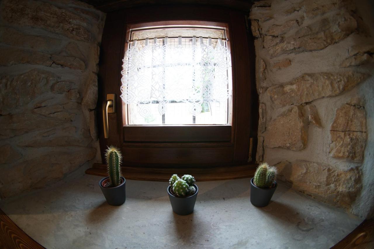Casa Vacanze Alenka Borgo Grotta Gigante Exterior foto